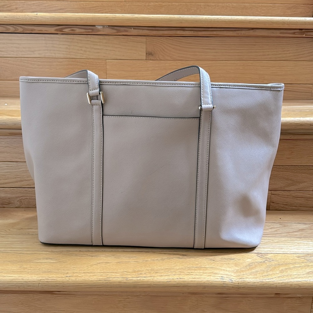 Michael Kors Large Handbag Tan Light Pink Color EUC